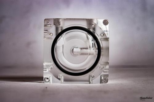 Alphacool Pump VPP755 PWM (4)