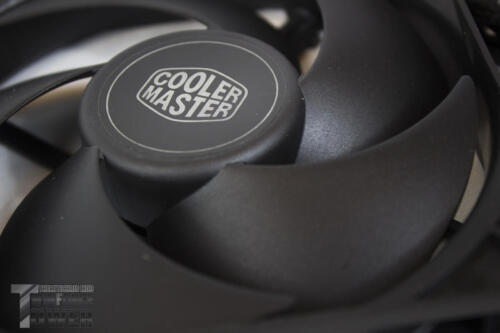 Cooler Master FP 120 (1)