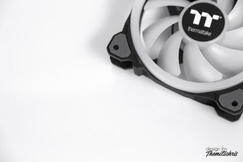 Thermaltake Riing Trio 12 (15)