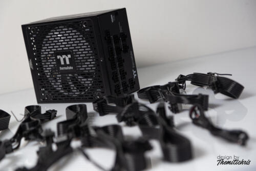 Thermaltake ToughPower PF1 ARGB 1050W (1)