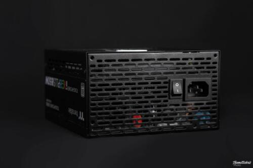 Thermaltake Toughpower iRGB PLUS 850W (1)